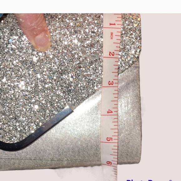 Crossbody Metallic Evening Clutch Purse Handbag Wristlet Red Black And Silver - Picture 6 of 7